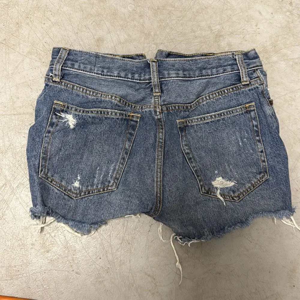Denim Distressed Women Jean Shorts Size 26 FREE PEOPLE - Distressed Worn Once